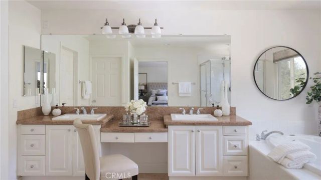 24589 Lola, Newhall, CA 91321