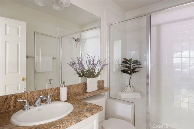 24589 Lola, Newhall, CA 91321