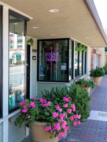 24589 Lola, Newhall, CA 91321