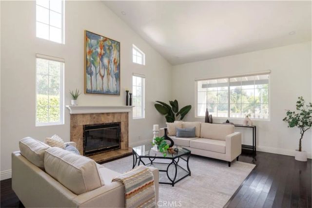 24589 Lola, Newhall, CA 91321