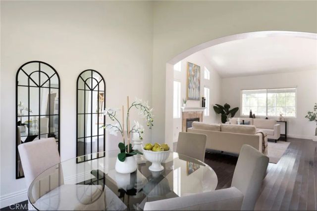 24589 Lola, Newhall, CA 91321