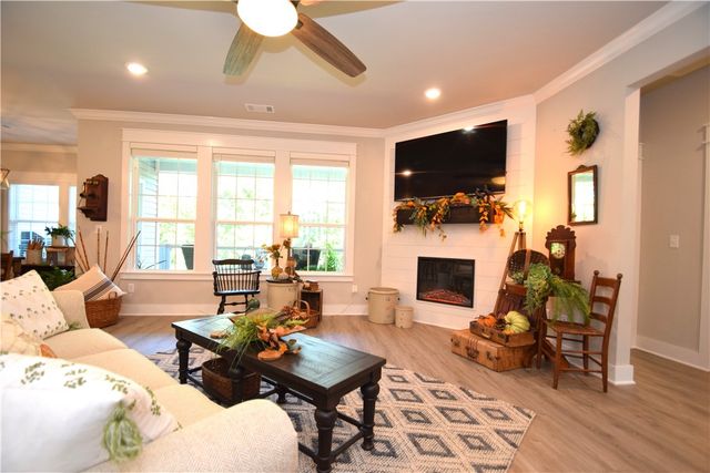 42 Tummell Drive, Bella Vista, AR 72715