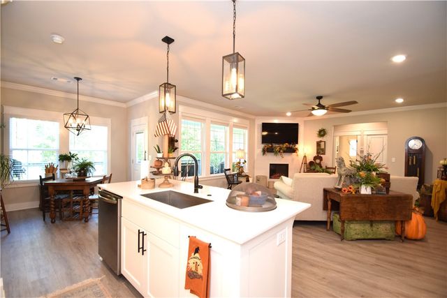 42 Tummell Drive, Bella Vista, AR 72715