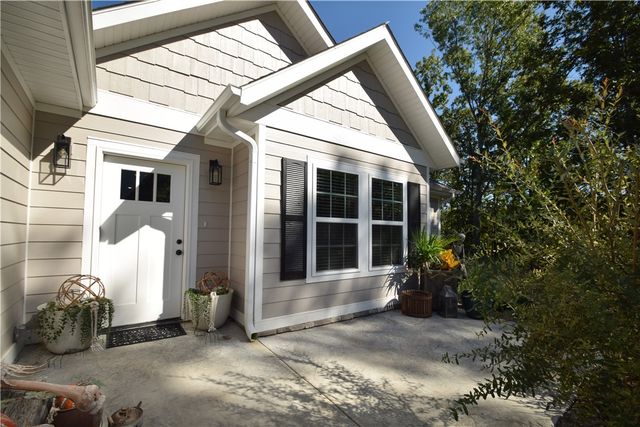 42 Tummell Drive, Bella Vista, AR 72715