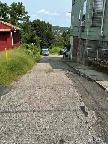 289 Congress Avenue, Waterbury, CT 06708