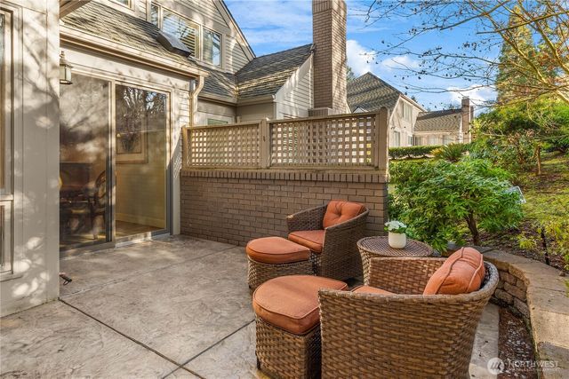 1708 Bellevue Way NE, Bellevue, WA 98004