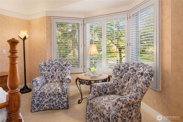 1708 Bellevue Way NE, Bellevue, WA 98004