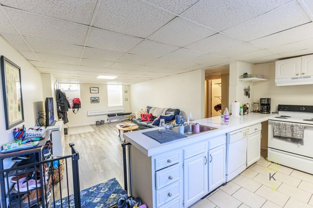 36 Park St B10, Brookline, MA 02446
