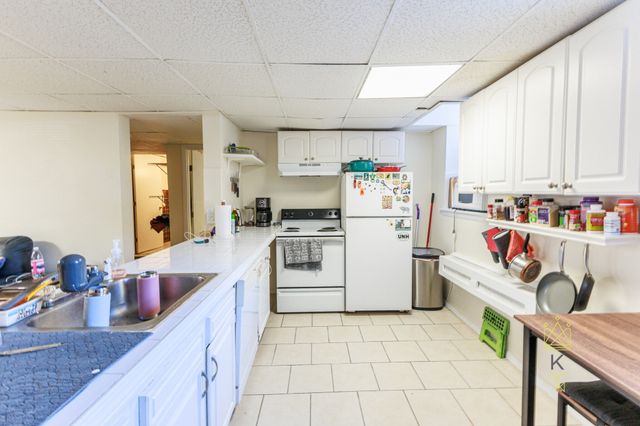 36 Park St B10, Brookline, MA 02446