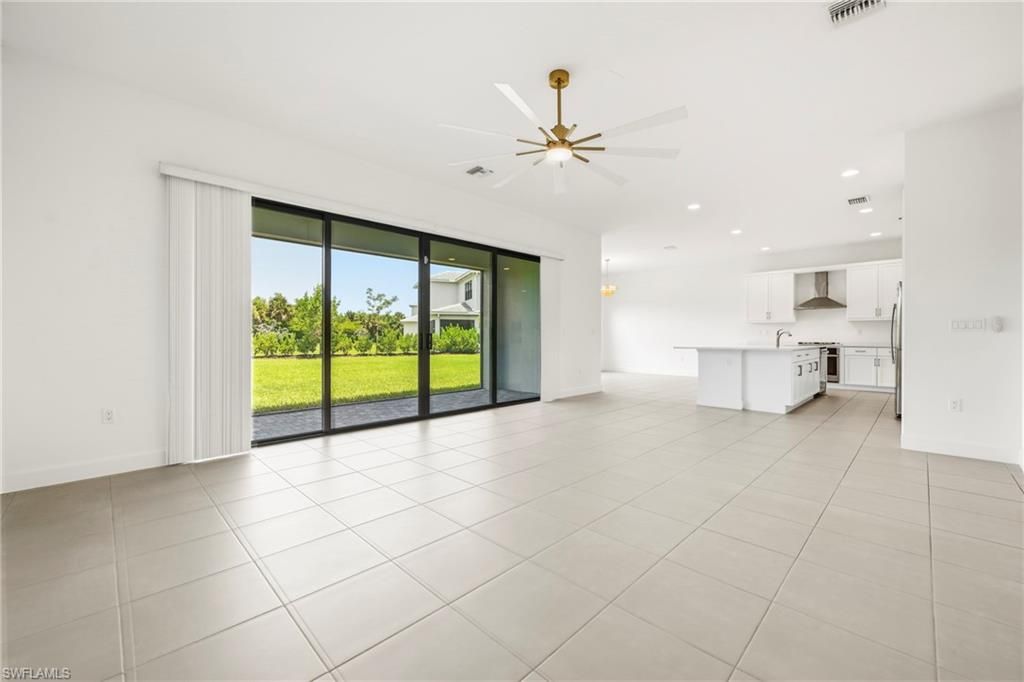 20521 Fair Oak LN, ESTERO, FL 33928 — photo 4