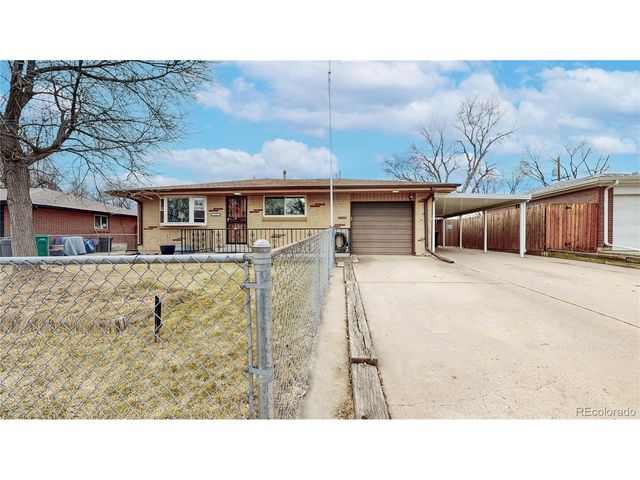 6141 Hoyt St, Arvada, CO 80004