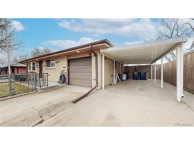 6141 Hoyt St, Arvada, CO 80004