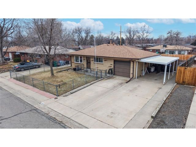 6141 Hoyt St, Arvada, CO 80004