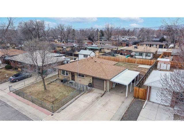 6141 Hoyt St, Arvada, CO 80004