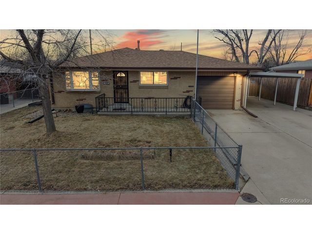 6141 Hoyt St, Arvada, CO 80004