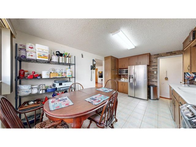 6141 Hoyt St, Arvada, CO 80004