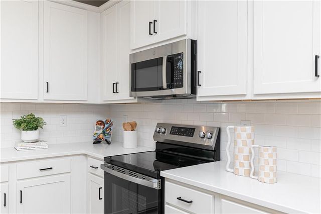 3585 Tristens Cove Walk, Loganville, GA 30052