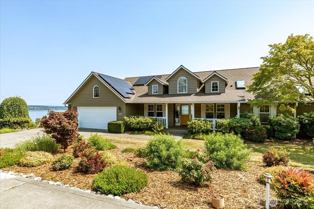 4633 Tanner View Drive, Clinton, WA 98236