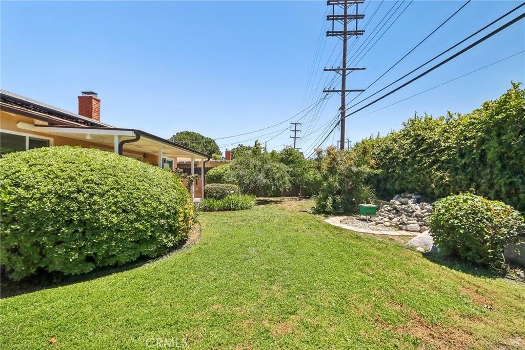 Image 25 of property listing at 17956 Tribune Place, Granada Hills, CA 91344