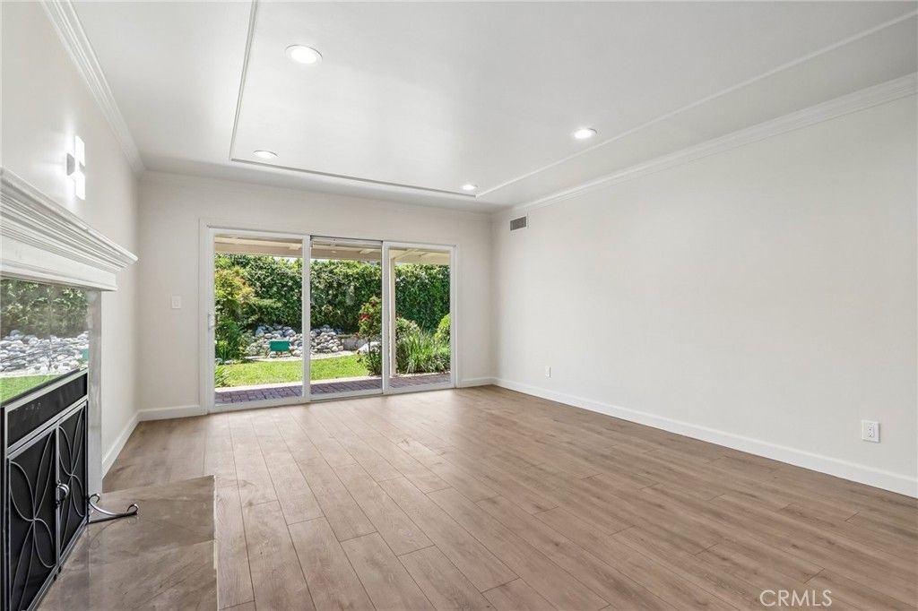 Image 7 of property listing at 17956 Tribune Place, Granada Hills, CA 91344