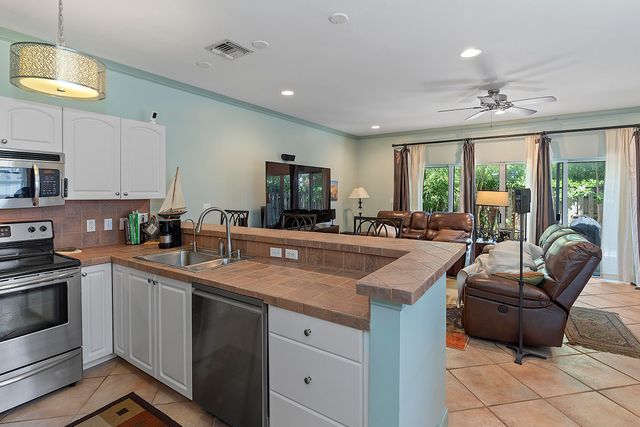 808 SW 4th Avenue, Fort Lauderdale, FL 33315