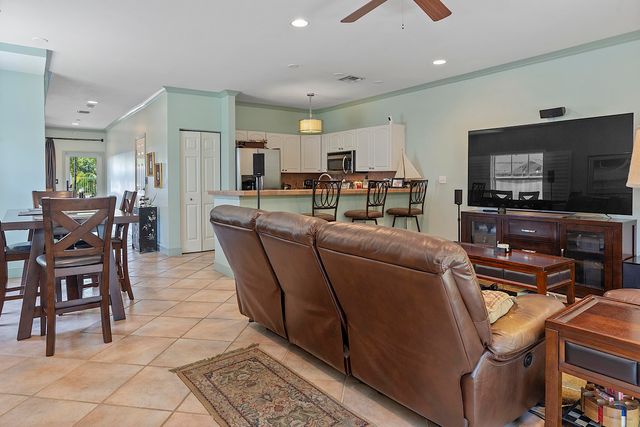 808 SW 4th Avenue, Fort Lauderdale, FL 33315