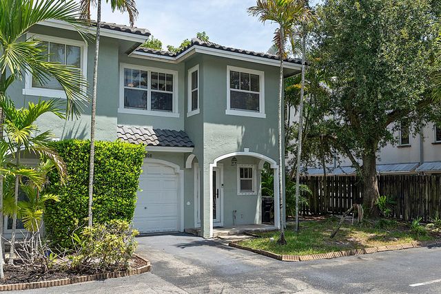 808 SW 4th Avenue, Fort Lauderdale, FL 33315