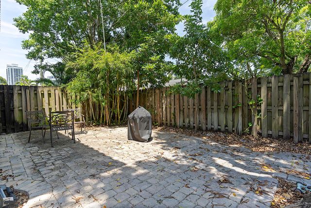 808 SW 4th Avenue, Fort Lauderdale, FL 33315