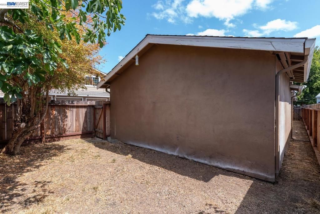 Image 34 of property listing at 21743 Princeton St. 8, Hayward, CA 94541