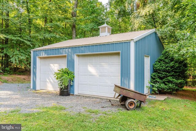40 QUAKER HILL RD, Morgantown, PA 19543