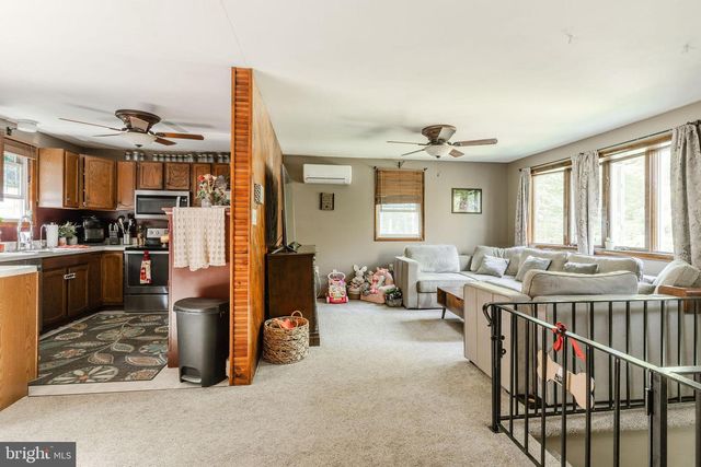 40 QUAKER HILL RD, Morgantown, PA 19543