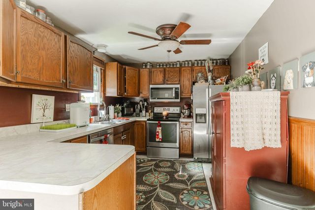 40 QUAKER HILL RD, Morgantown, PA 19543