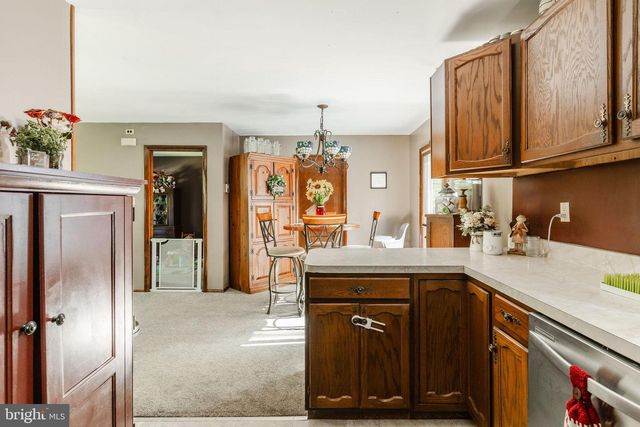 40 QUAKER HILL RD, Morgantown, PA 19543