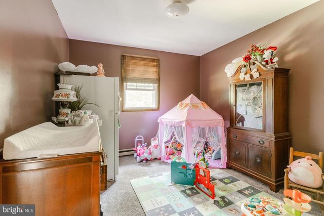 40 QUAKER HILL RD, Morgantown, PA 19543