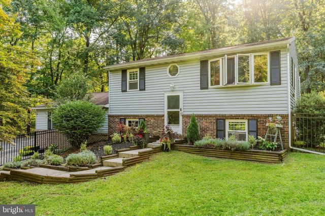 40 QUAKER HILL RD, Morgantown, PA 19543