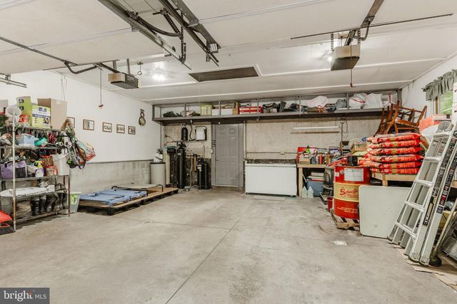 40 QUAKER HILL RD, Morgantown, PA 19543