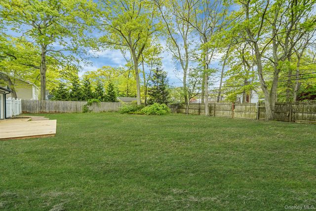 41 Winside Lane, Coram, NY 11727