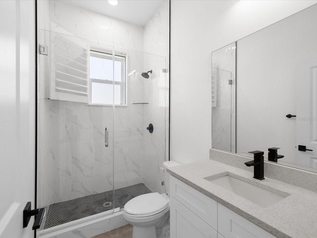 5002 W IDAHO STREET, Tampa, FL 33616