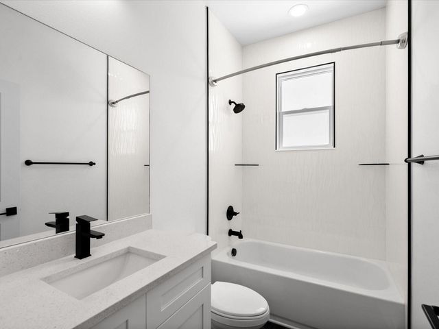 5002 W IDAHO STREET, Tampa, FL 33616