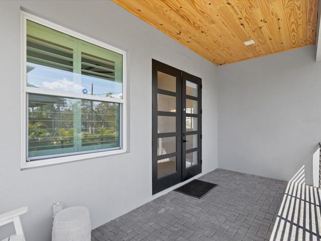 5002 W IDAHO STREET, Tampa, FL 33616