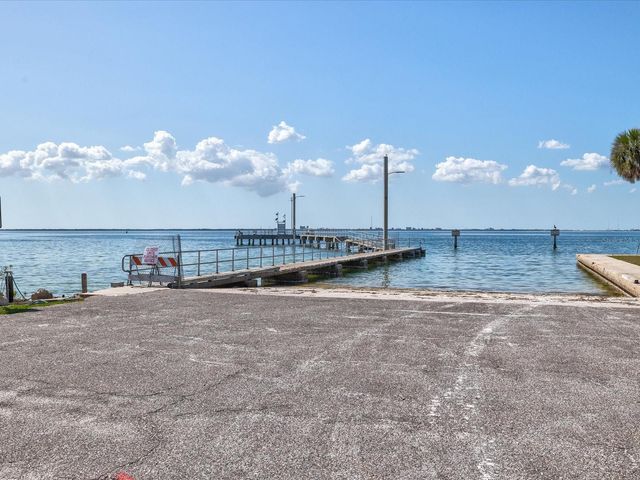 5002 W IDAHO STREET, Tampa, FL 33616