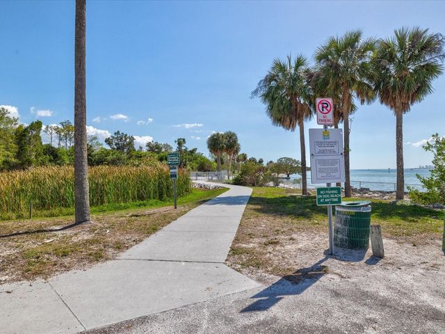 5002 W IDAHO STREET, Tampa, FL 33616