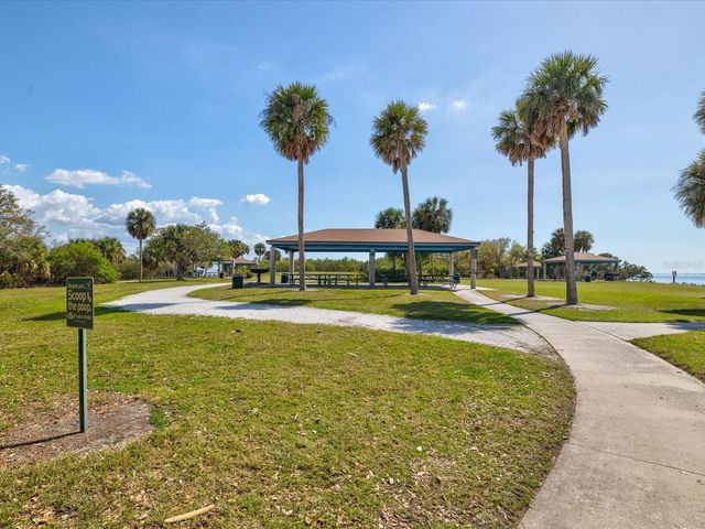 5002 W IDAHO STREET, Tampa, FL 33616