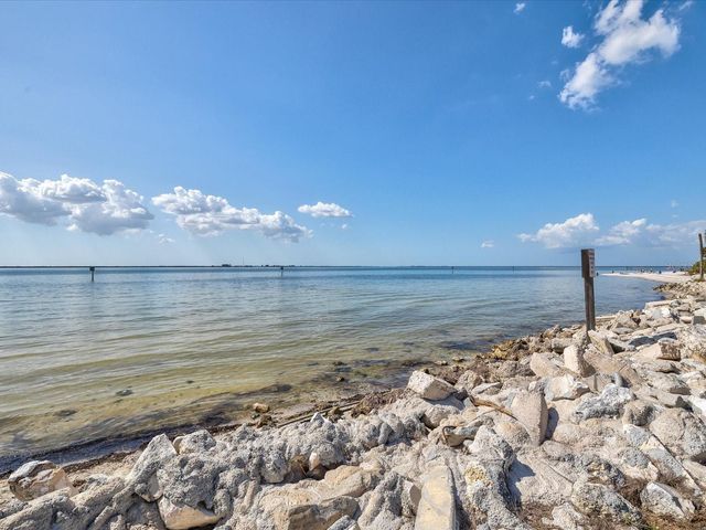 5002 W IDAHO STREET, Tampa, FL 33616