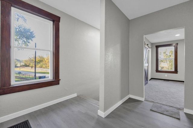 5910 SE Easton Road, St Joseph, MO 64507