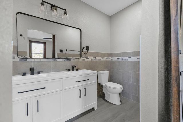 5910 SE Easton Road, St Joseph, MO 64507