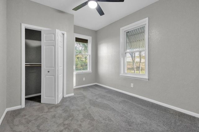 5910 SE Easton Road, St Joseph, MO 64507