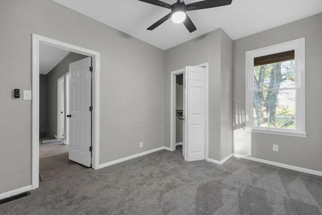 5910 SE Easton Road, St Joseph, MO 64507