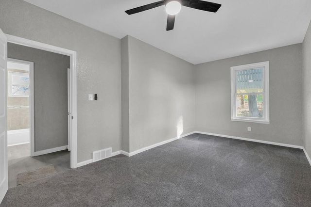 5910 SE Easton Road, St Joseph, MO 64507