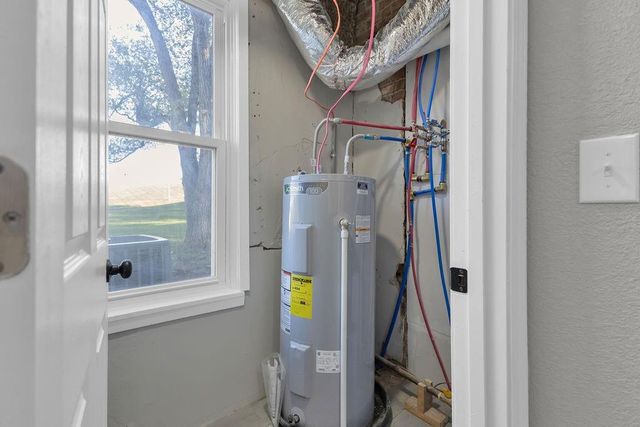 5910 SE Easton Road, St Joseph, MO 64507